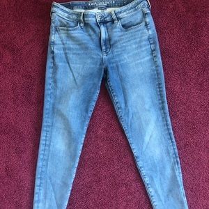 American Eagle medium wash high rise jegging